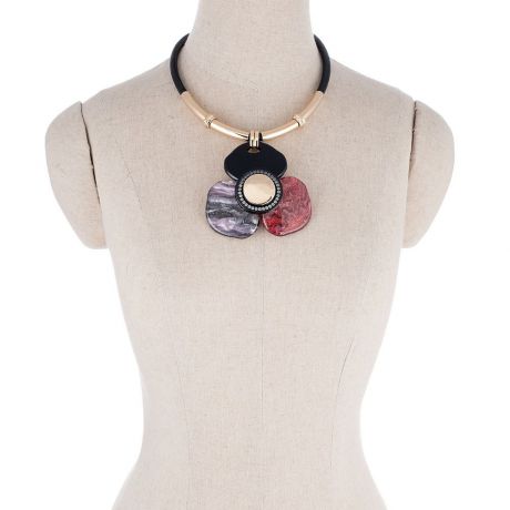 Колье/ожерелье бижутерное Selena 10117521, Гипоаллергенный пластик, красный, фиолетовый, черный