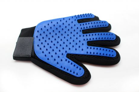 Щетка для животных IQ Format перчатка правая, синий