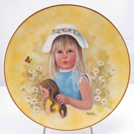 Декоративная тарелка "Маленькие Женщины: Пойте песню весны", фарфор, деколь, золочение