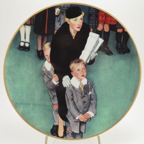 Декоративная коллекционная тарелка "Взросление: Мальчики в городе". Фарфор, деколь, золочение. США, Edwin M.Knowles China Company, Норман Роквелл, 1991