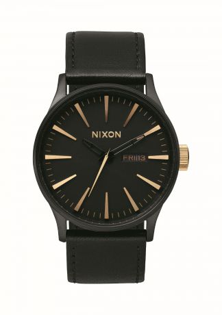 Спортивные часы NIXON NIXON-A105, черный