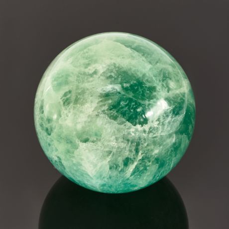 Шар флюорит зеленый 7,5 см