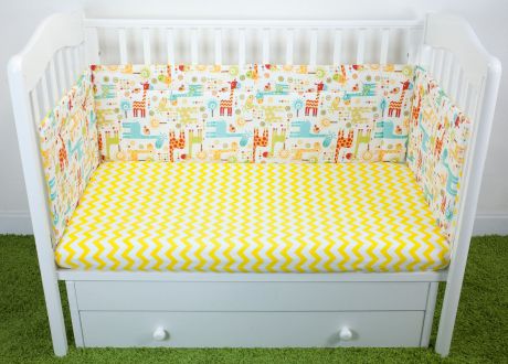 Бортики для детской кроватки Magic City Абстракция с жирафами 40x60