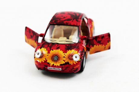 Машинка металлическая с открывающимися дверями, модель Volkswagen New Beetle flowers
