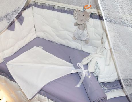 Комплект в кроватку для новорожденного