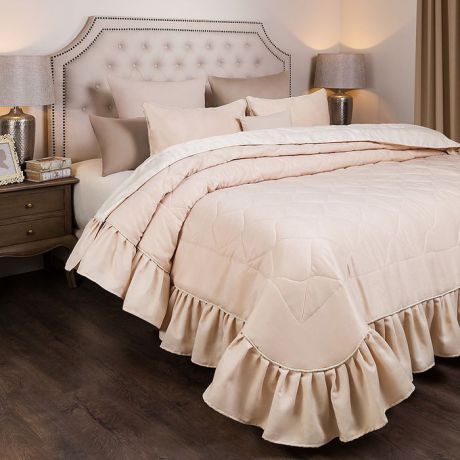 Комплект постельного белья SANTALINO Комплект на кровать Барокко, покрывало, 250 х 230 см, 2 наволочки 50 х 70 см бежевый