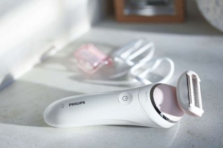 Бритва Philips SatinShave Advanced BRL140/00 сетчатая, 3 режима, сеть, цвет белый/розовый