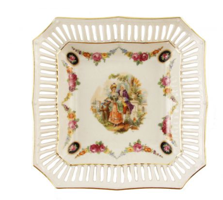 Тарелка для сервировки стола. Фарфор, роспись. Германия, конец ХХ века.