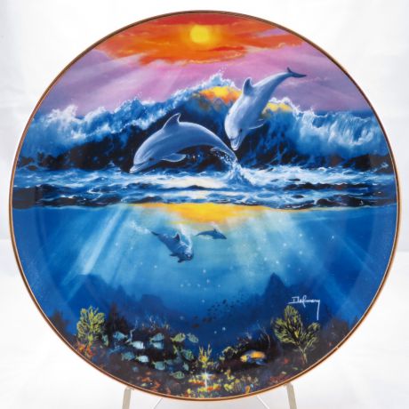 Декоративная тарелка Franklin Mint "Дельфины: Балет дельфина". Фарфор, деколь, золочение, США, 1990-е гг.