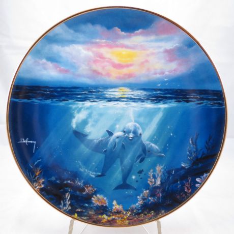 Декоративная тарелка Franklin Mint "Дельфины: Жизнь дельфина". Фарфор, деколь, золочение, США, 1990-е гг.