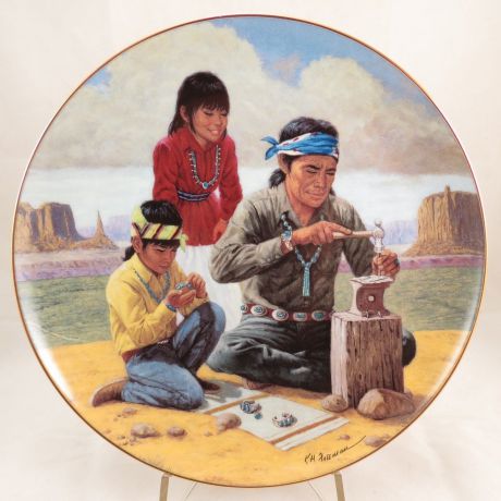Декоративная тарелка The Hamilton Collection "Гордые индейские семьи: Ювелир". Фарфор, деколь, золочение. США, Кеннет Фриман, 1992