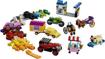 Конструктор Lego Classic: Модели на колёсах 10715