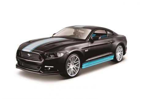 Машина Ford Mustang GT 1:24 Maisto