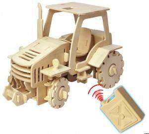 Конструктор деревянный Трактор с электроприводом 183 детали