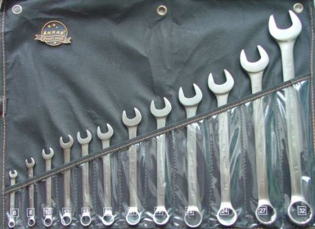 Набор комбинированных гаечных ключей в чехле, 12 шт. Skrab 44043 (6 - 32 мм)