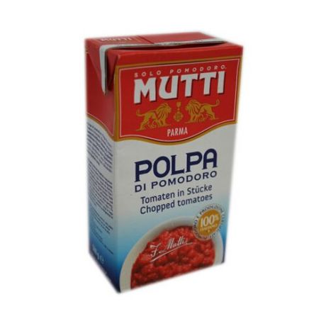 Томаты резаные кубиками в томатном соке Mutti картонная коробка 500 г