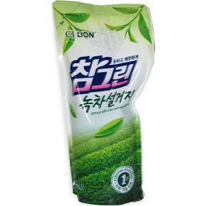 Средство для мытья посуды и фруктов Lion CHAMGREEN Зеленый чай, мягкая упаковка 800 мл