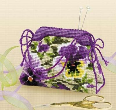 Набор для вышивания Риолис (Сотвори Сама) 1039 Игольница-сумочка «Анютины глазки»