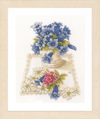 Набор для вышивания Lanarte PN-0169670 Blue flowers