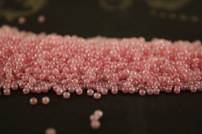Бисер TOHO №0909 розовый/перл 10/0 круглый 2 2.4 мм