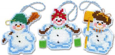 Набор для вышивания Риолис (Сотвори Сама) 1681АС Новогодние игрушки "Снеговички"