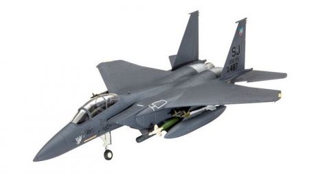 Сборные модели Revell Самолет F-15E Strike Eagle & Bombs