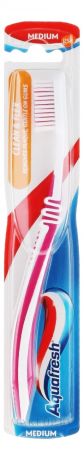 Зубная щетка Clean & Flex Medium (в ассортименте)