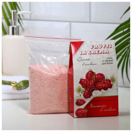 Соль с пеной для ванн Frutti in crema, земляника в сливках, 500 г