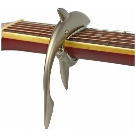 Каподастр для гитары в виде акулы, металлический, металлик, 13х8,5х1,8 см