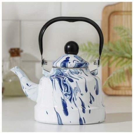 Чайник КНР эмалированный, "Элемент", 1,1 л, бело-голубой