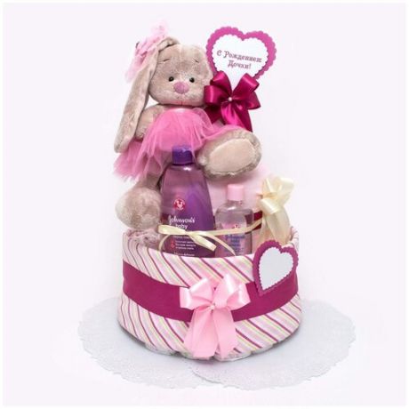 Большой тортик из памперсов для новорожденной девочки "Зайка-Принцесса" с мягкой игрушкой, пеленками, боди и детской косметикой, с табличкой в форме сердца и атласным декором в розовых тонах