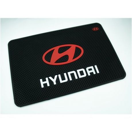 Коврик противоскользящий, на приборную панель c логотипом Hyundai/ Коврик на торпедо автомобиля