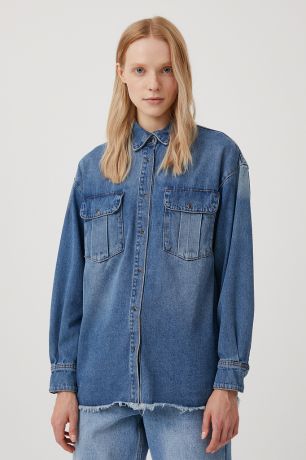 Finn-Flare джинсовая женская рубашка оверсайз с карманами