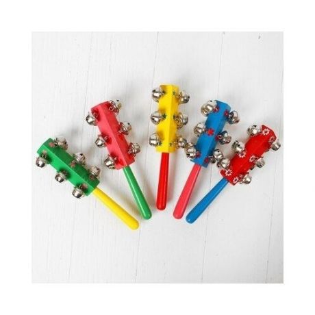Погремушка с колокольчиками и ручкой, цвета микс