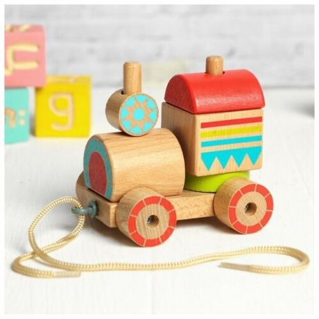 Мир деревянных игрушек Паровозик-пирамидка на шнурке