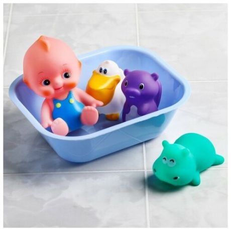 Крошка Я Набор игрушек для игры в ванной «Пупс +3 игрушки в ванне