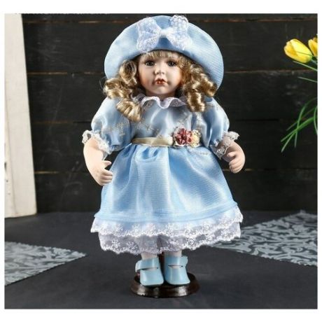 Кукла "Катюша в нежно-голубом платье со шляпкой