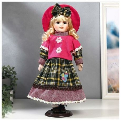 Кукла коллекционная керамика "Блондинка с кудрями, розовая шляпка и свитер" 40 см
