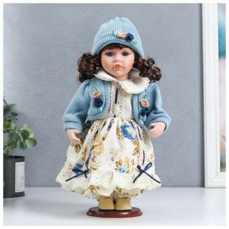 Кукла коллекционная керамика Машенька в платье с цветами, в голубой кофточке 30 см