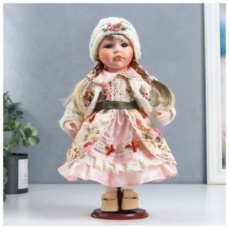 Кукла коллекционная керамика "Алёна в розовом платье и белой вязанной кофте" 30 см