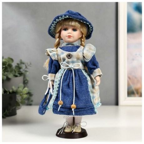 Кукла коллекционная керамика "Алиса в джинсовом платье с клетчатой накидкой" 30 см