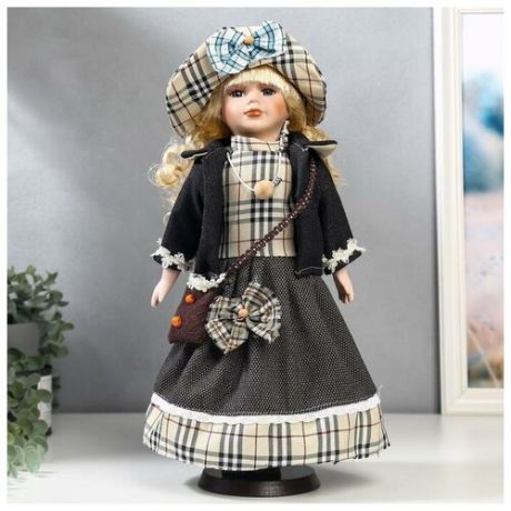 Кукла коллекционная керамика "Блондинка с кудрями, наряд в клеточку с бантами" 40 см 5483245 .
