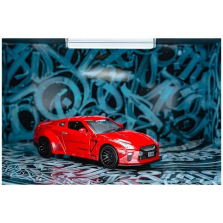 Масштабная модель автомобиля Nissan GT-R R35 Liberty Walk в масштабе 1/32