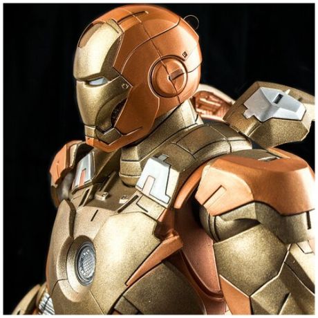 Фигурка NECA Avengers 1/4 Iron Man Mark XXI - Midas Version (Gold Armor)