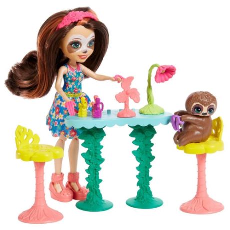 Игровой набор Mattel Маникюрный салон с куклой Сэла Ленни GFN54
