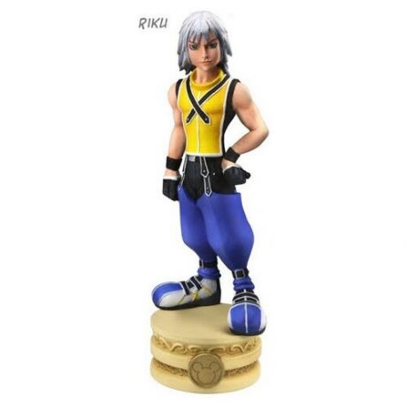 Фигурка Kingdom Hearts Riku (15 см)