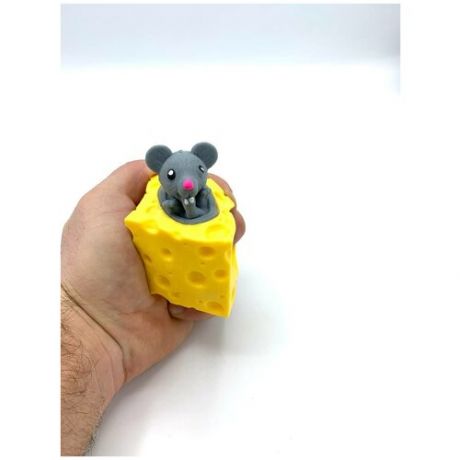 Детская антистресс развивающая игрушка для малышей Мышка в сыре мялка Серая