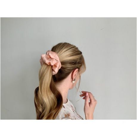 Резинка для волос из натурального шёлка , цвет "Розовый Персик" ( 1 шт. размер L )