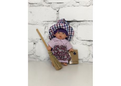 Куклы и одежда для кукол Lamagik S.L. Пупс-мини Ведьмочка с фиолетовыми волосами в клетчатой шляпе 18 см