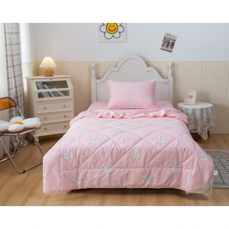 Постельное белье 1.5-спальное Sofi de MarkO 1.5-спальное Лебедушка с одеялом (3 предмета)